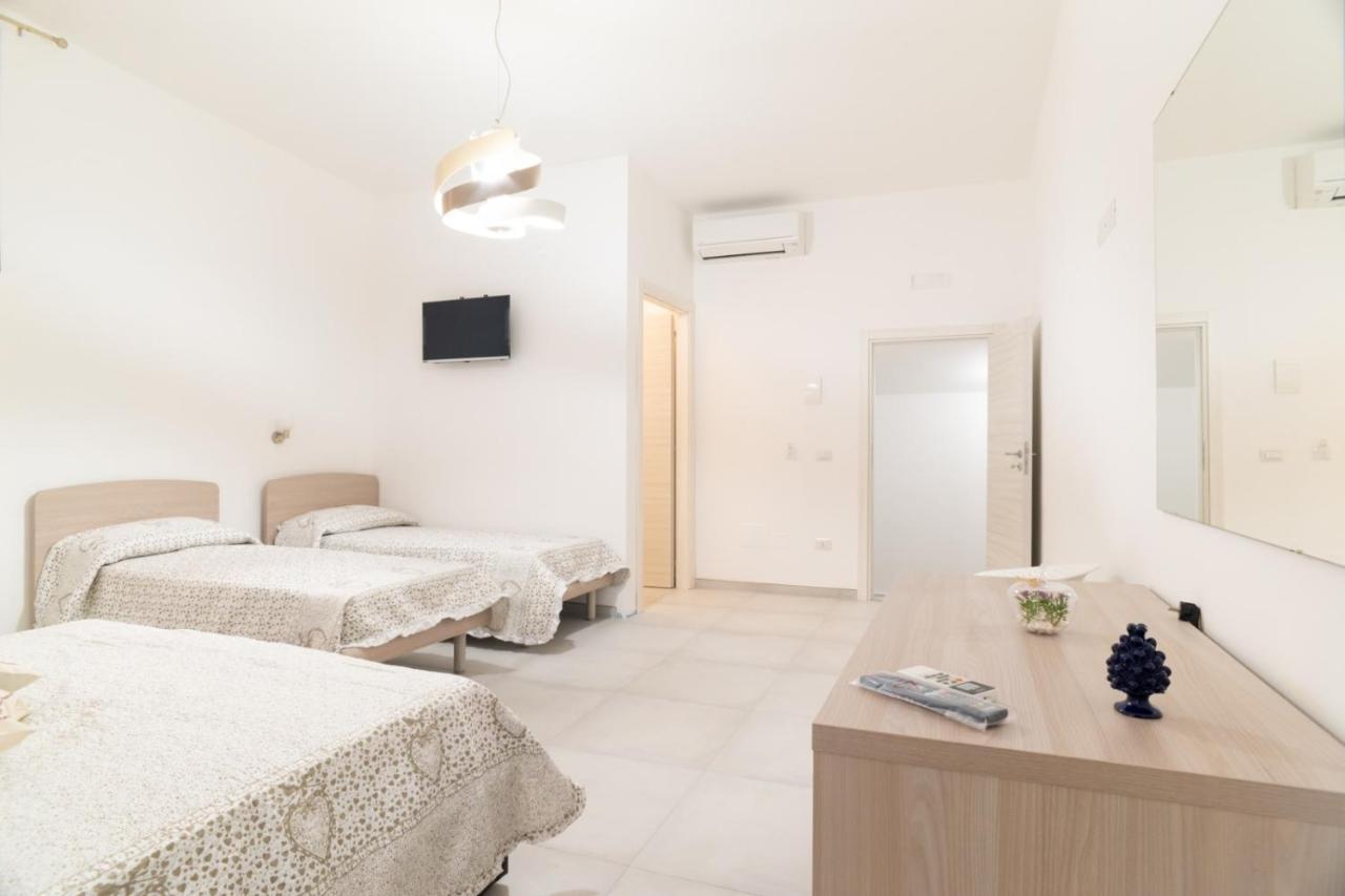 I Parrini Bed and Breakfast Porto Empedocle Eksteriør billede